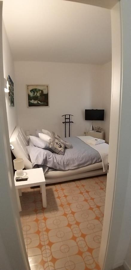 Taormina Holiday Apartment ภายนอก รูปภาพ