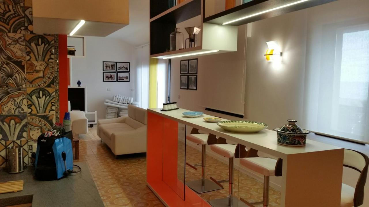 Taormina Holiday Apartment ภายนอก รูปภาพ